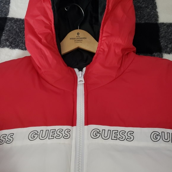 Guess puffer jacket. Xxl - Picture 6 of 10